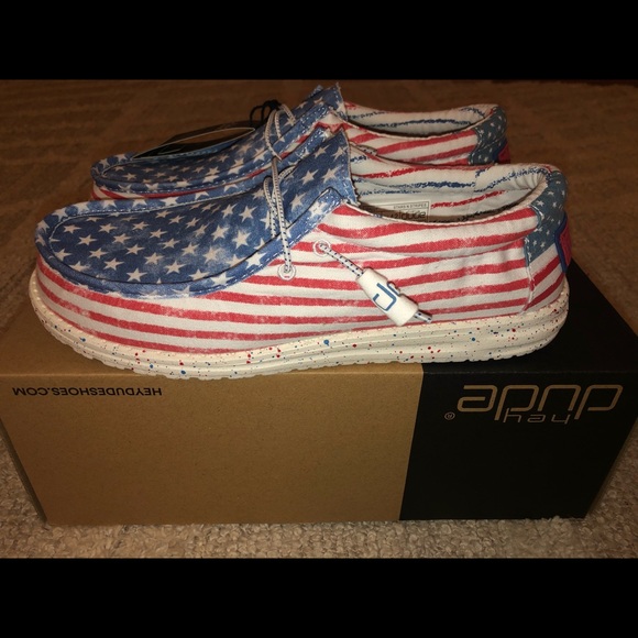 Hey Dude Stars and Stripes | Limited Edition | Men’s L11-M9 - Picture 3 of 6